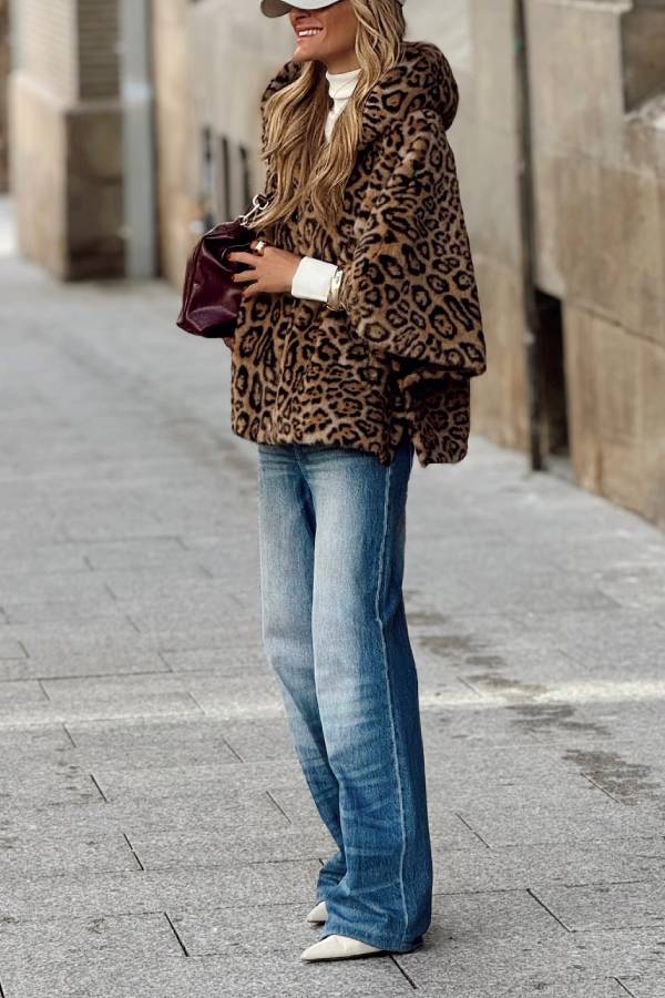 Constanza Leopard Print Wide-sleeved Fleece Coat