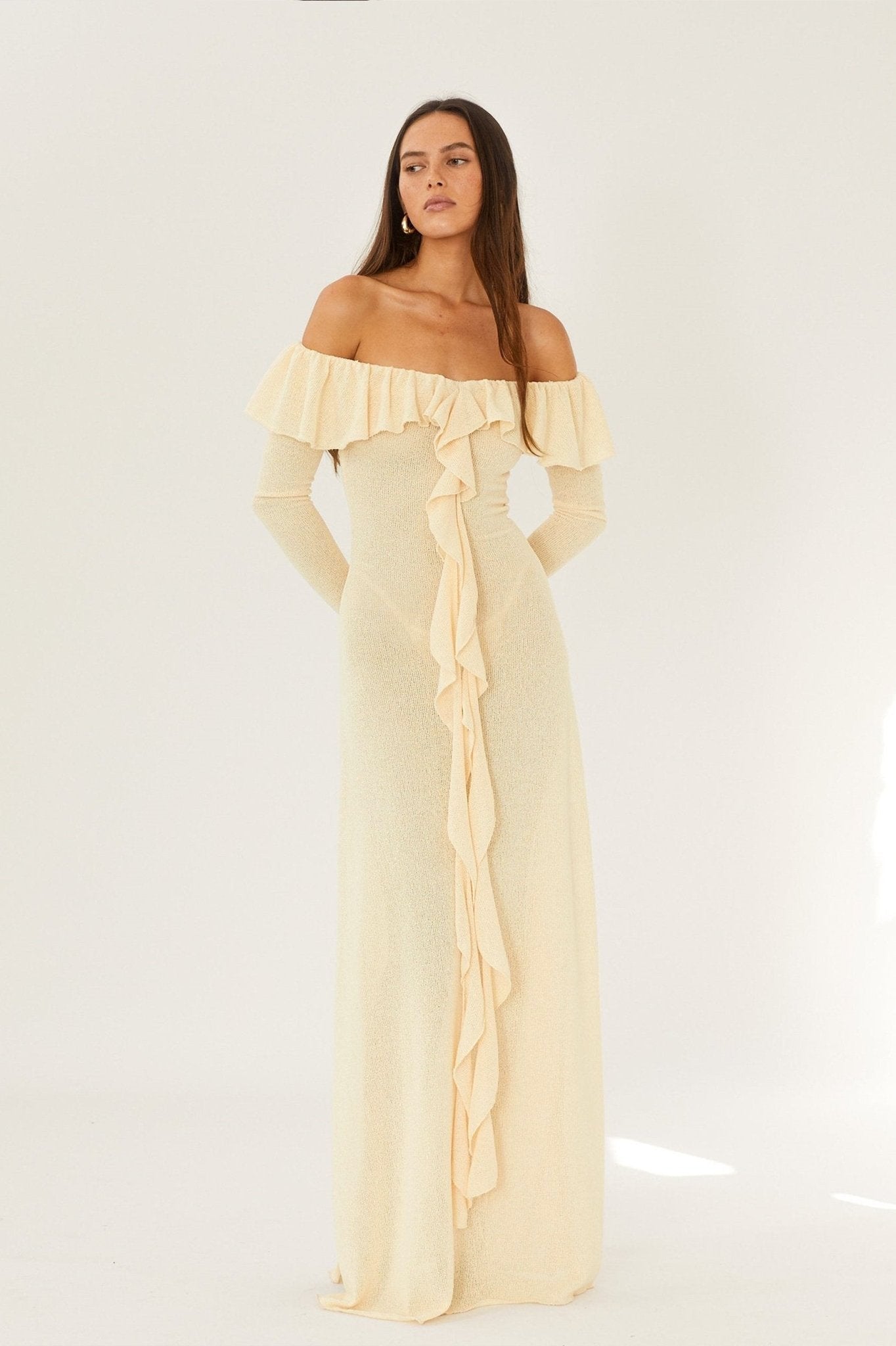 Donna Off-shoulder Ruffle Maxi Dress