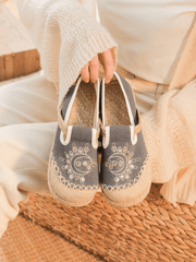 Cactus Rose | Blooming Moon Embroidered Linen Espadrilles - Grey