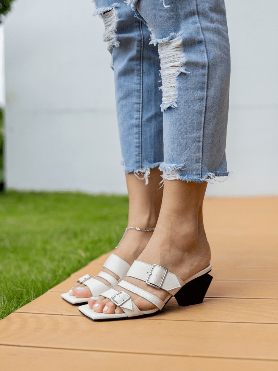 Jady Rose | Nikki Strappy Leather Sandal - Ivory