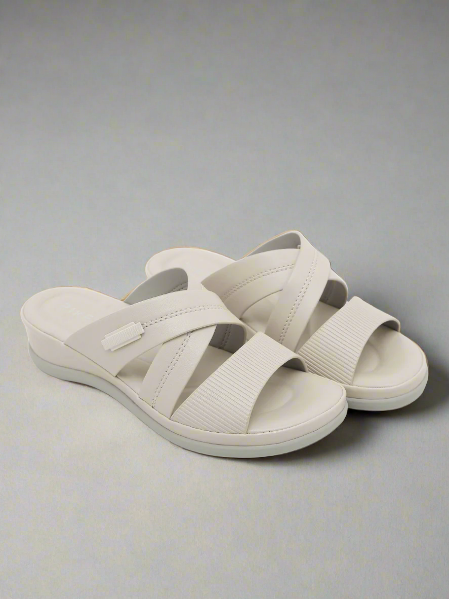 Siketu | Candace Cushioned Slide Sandal