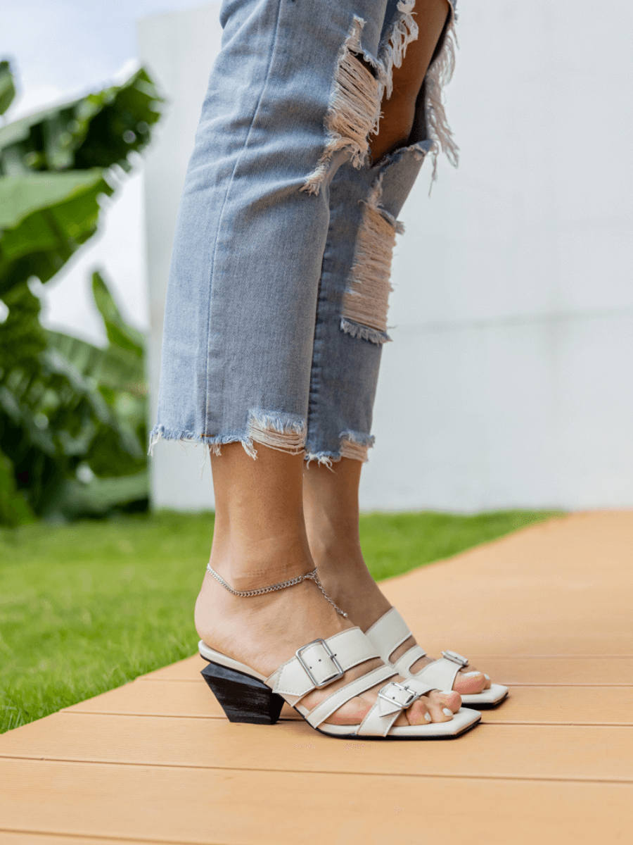 Jady Rose | Nikki Strappy Leather Sandal - Ivory