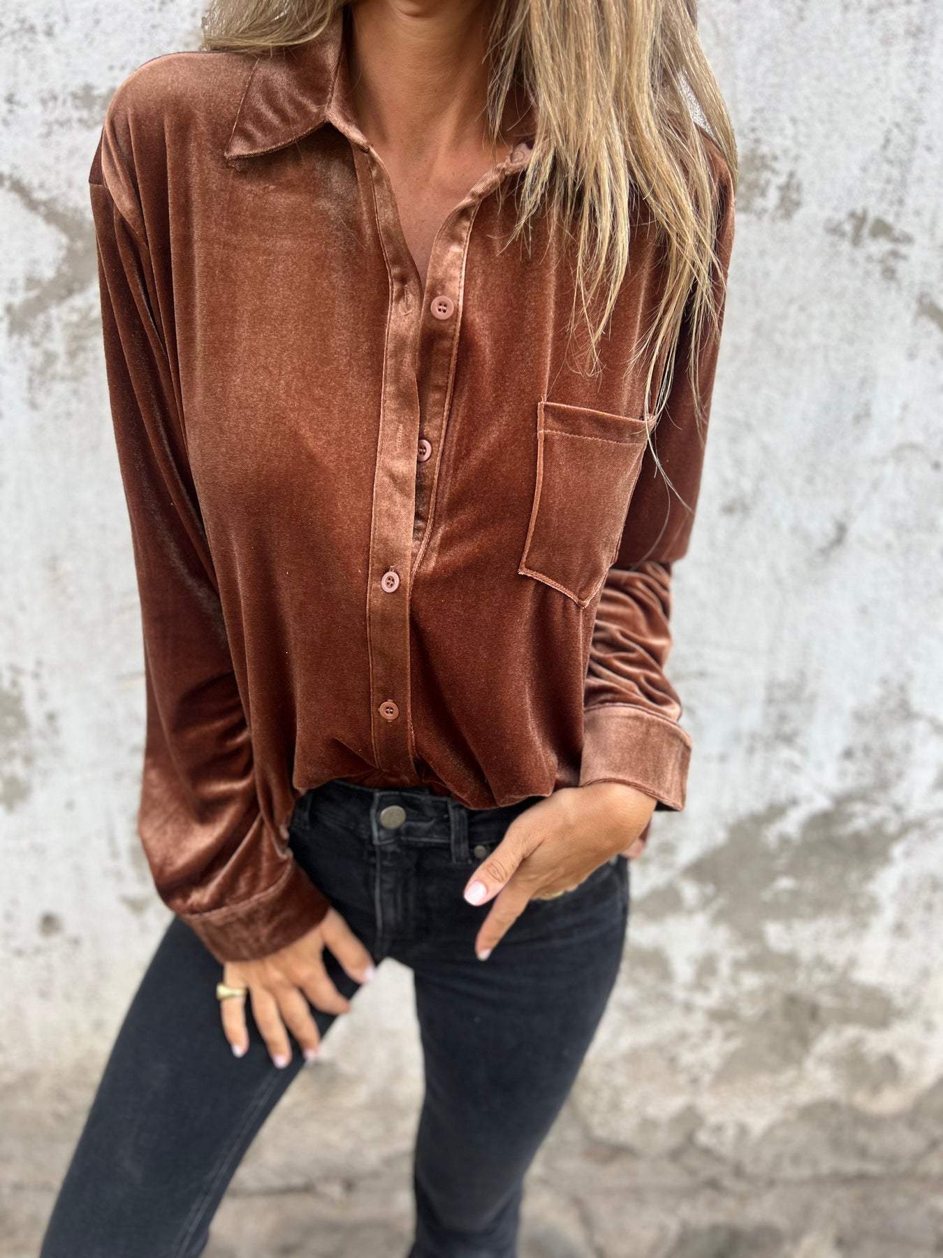 Gold Velvet Lapel Long Sleeve Casual Shirt