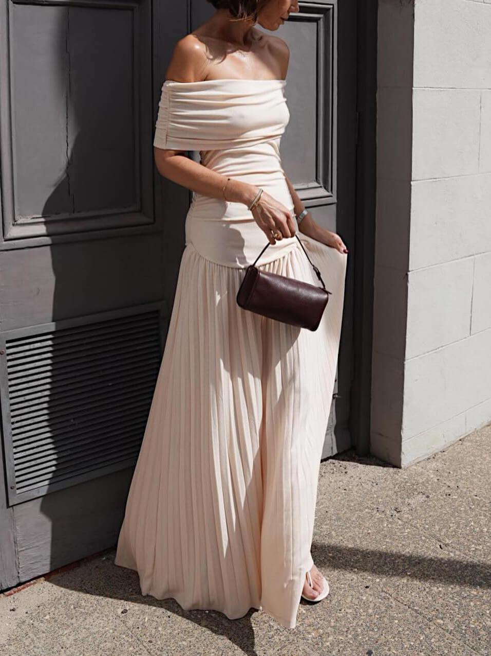 Elegant Sexy Off-the-shoulder Pleated Long Dress