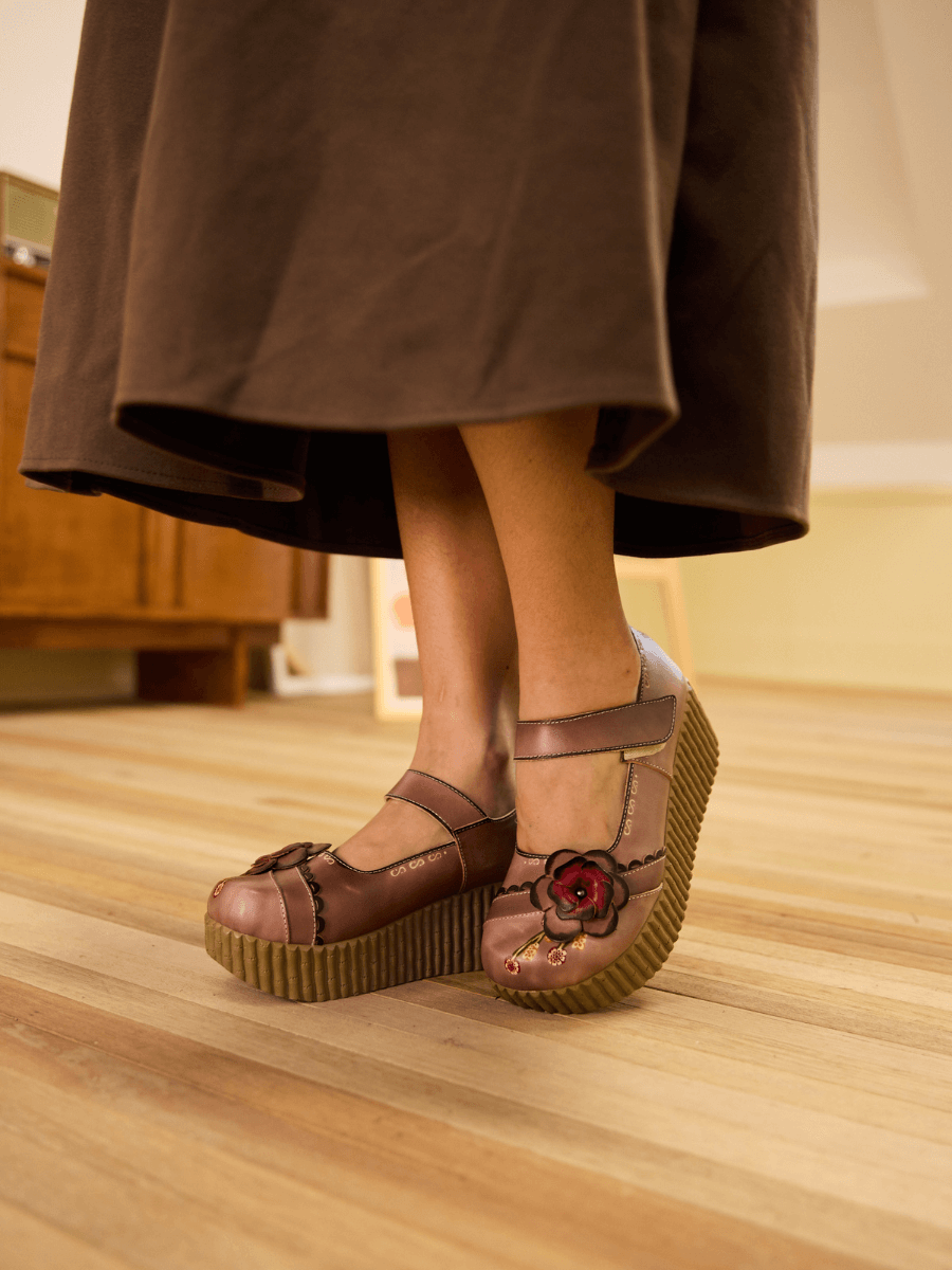 Soffia | Darya Floral Leather Wedge Mary Jane - Khaki