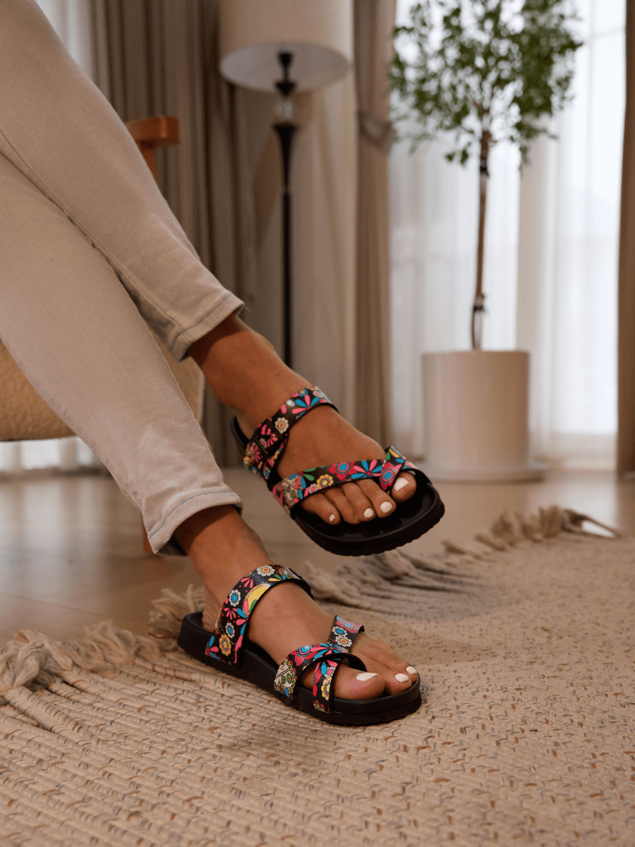 Maibulun | Thong Toe Cushioned Footbed Sandal - Multi