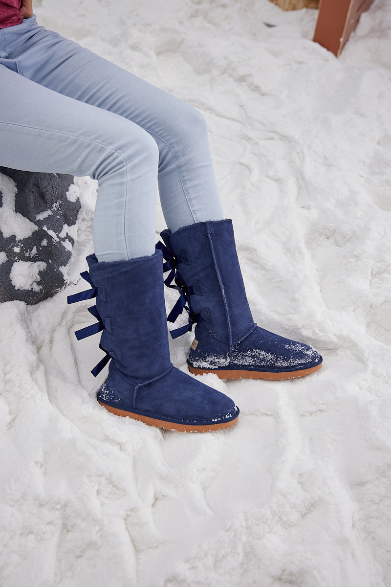 SMAIBULUN Ugg | Tri Ribbon Bow Suede Boots - Navy