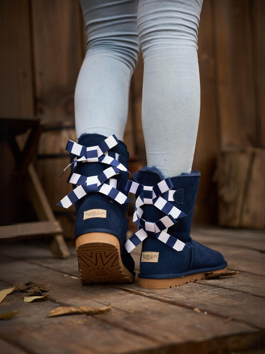 Smaibulun Ugg | Serenity Striped Bailey Bow Shearling Boots - Navy