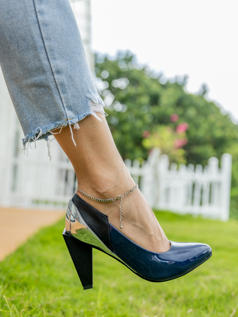 Jady Rose | Stay Stealth Leather Pump - Navy