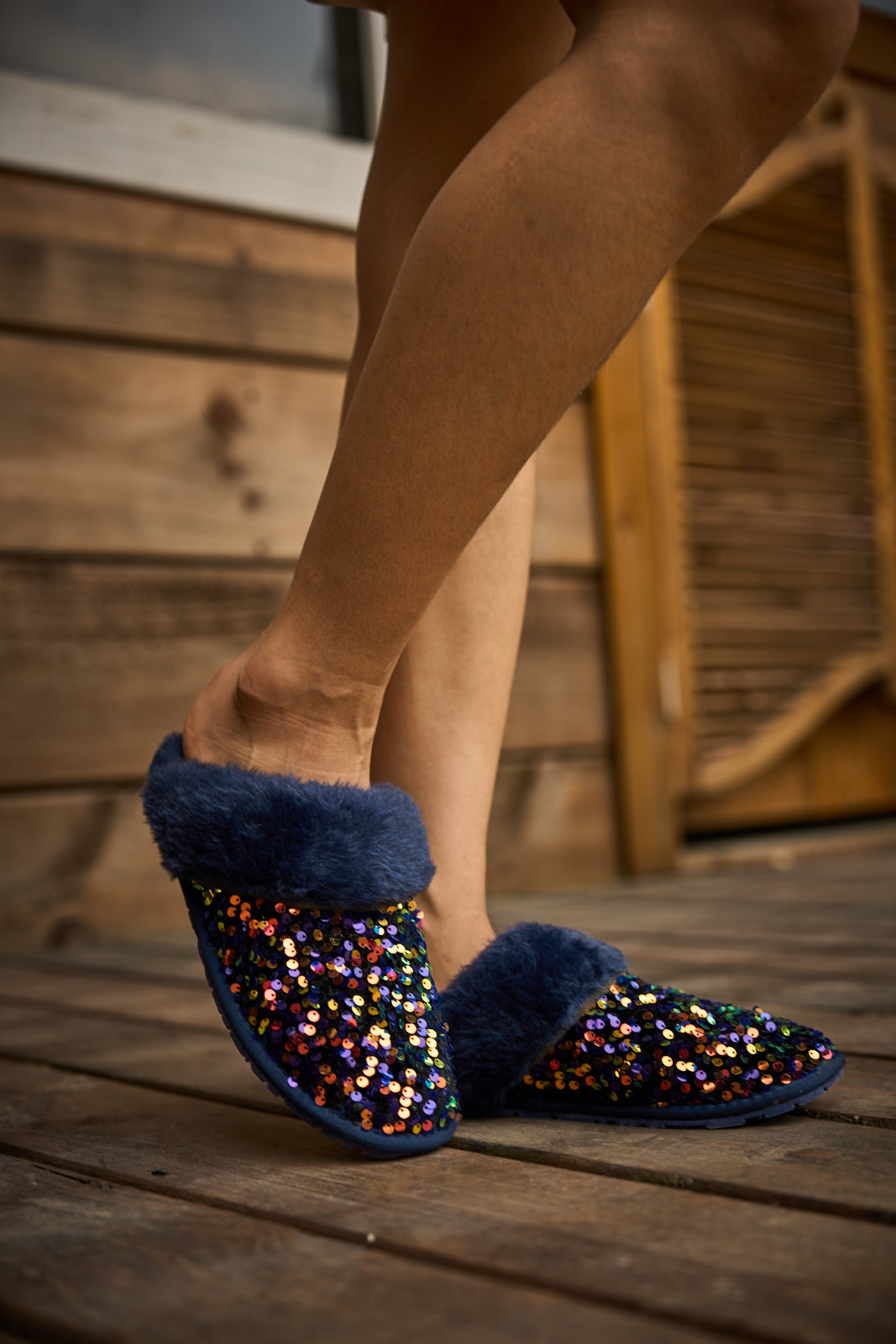 SMAIBULUN Ugg | Cozy Day Glam Sequins Slipper - Navy