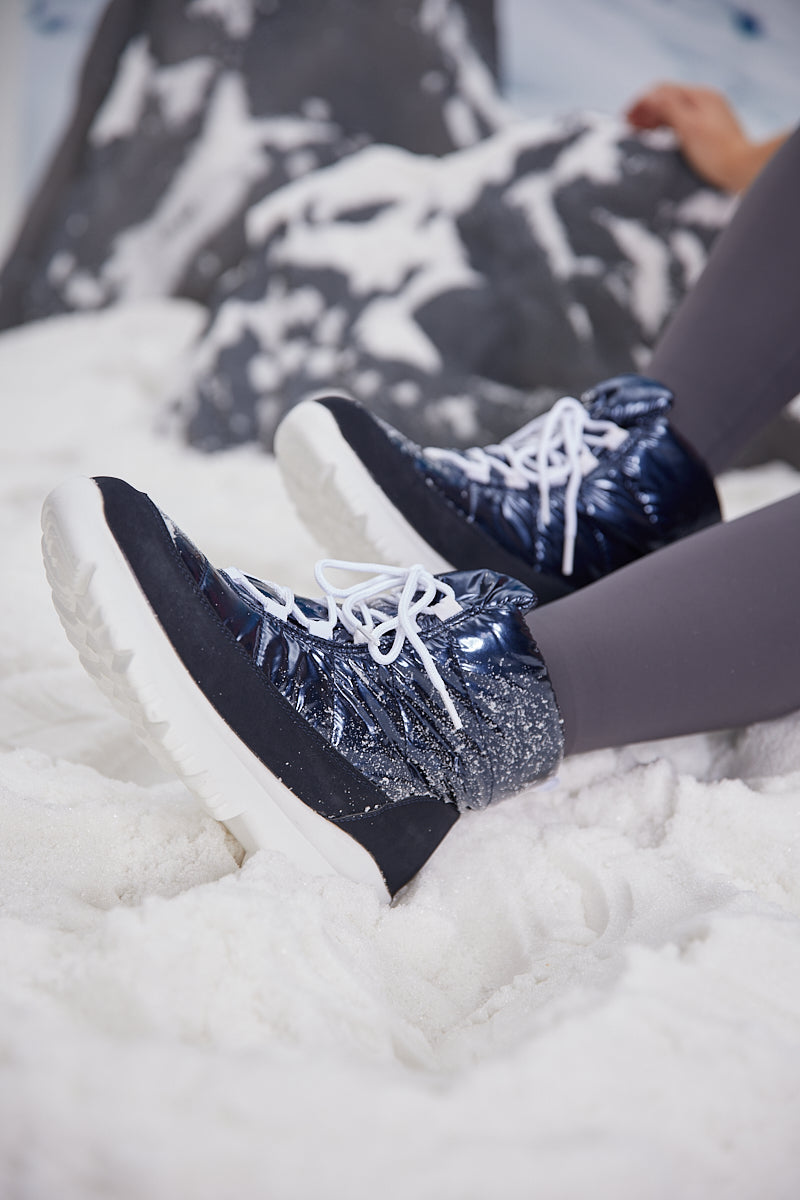 Frozen Princess | Stone Tyra Water-Repellent Snow Boot - Navy