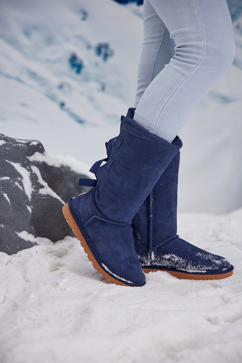 SMAIBULUN Ugg | Tri Ribbon Bow Suede Boots - Navy