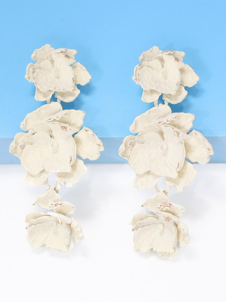 Phyllis Varnish Flower Earrings