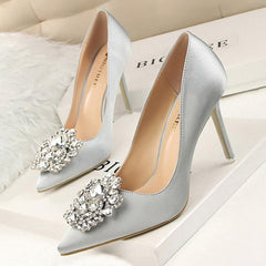 Tiya Heels