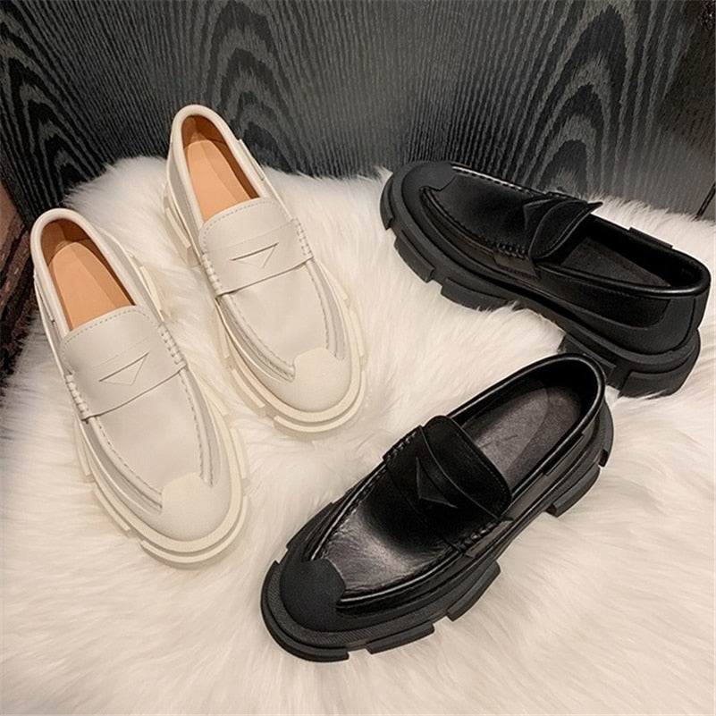 Padma Leather Loafers