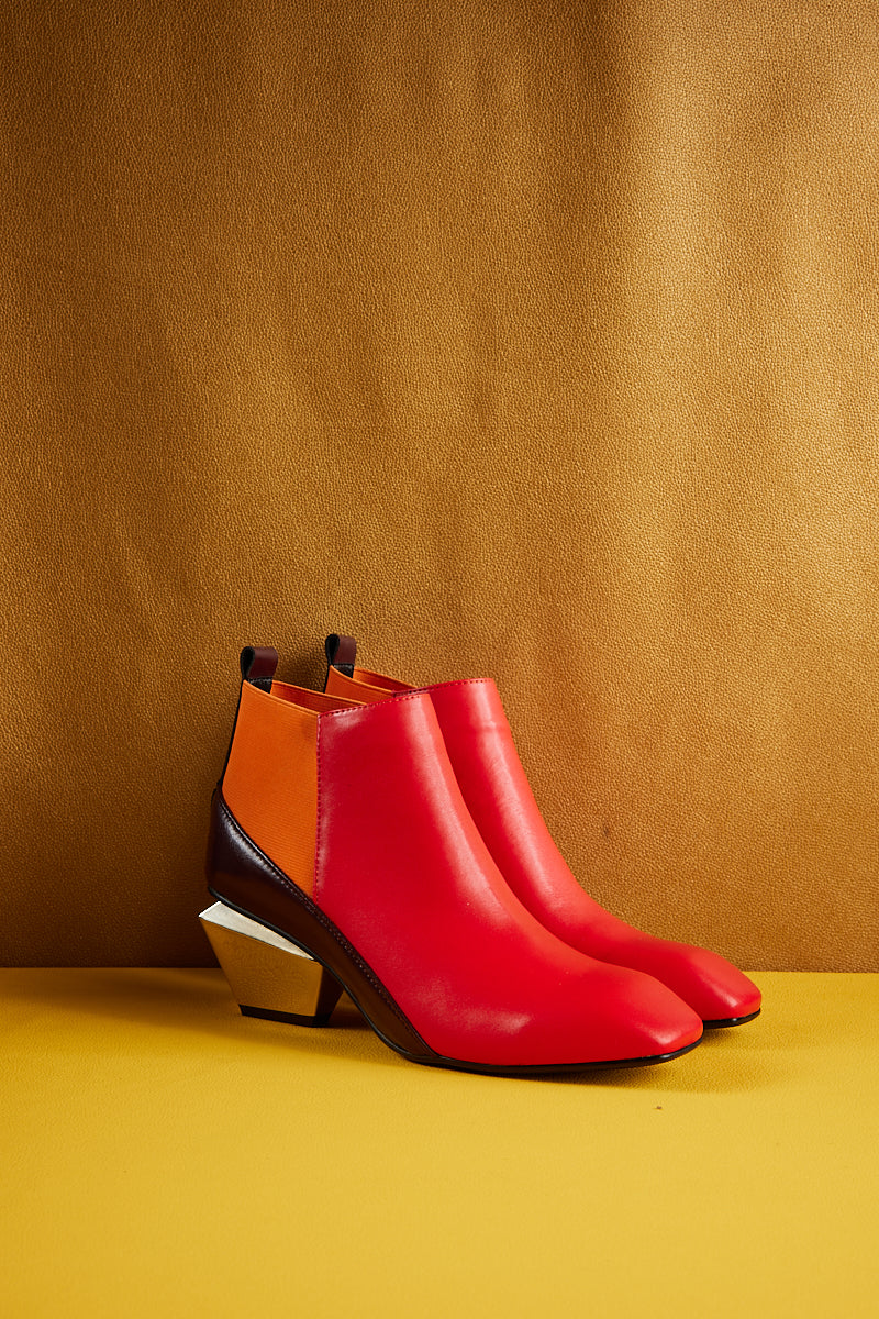 Jady Rose | Ayala Geometry-heel Leather Ankle Boot - Red