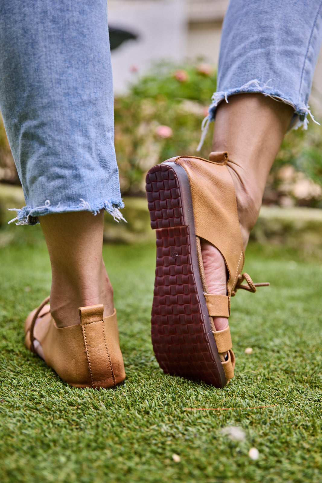 Rumour Has It | Daybreaker Leather Woven Sandal - Tan