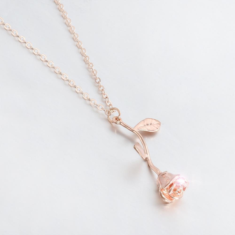 Vintage Rose Pendant