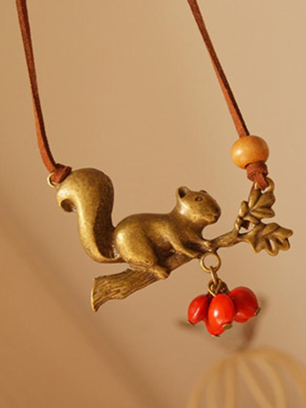 Vintage Squirrel Red Beans Necklace