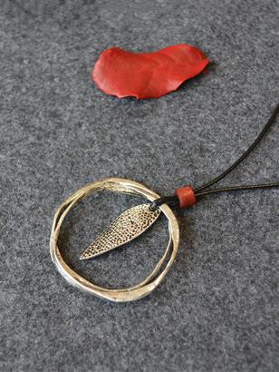 Leaf Double Circle Fresh Necklace